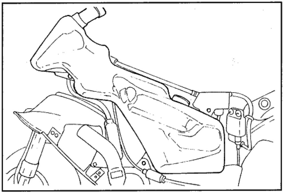 GILERA RUNNER FX-R - Remplacement de la couverture centrale - 4