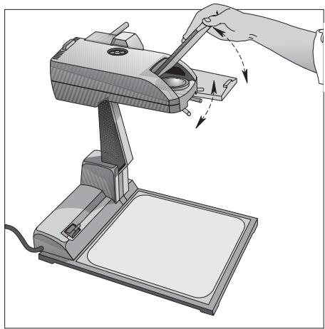 3M MODEL 2770 - Remplacement de la lampe - 1