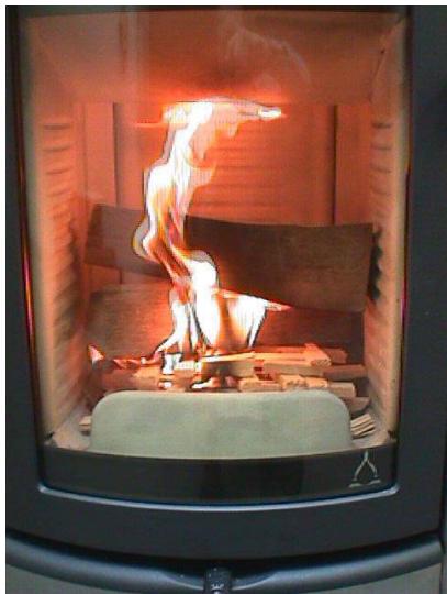 AUSTRO FLAMM VOGUE - Making a Fire - 3