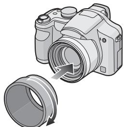 PANALOGIC DMC-FZ8 - Fixez l'adaptateur d'objectif (DMW-LA2; en option). - 1