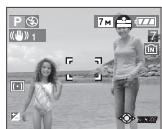 PANALOGIC DMC-FZ8 - Lorsque you desirez prendre unsujet se trouvant en dehors de l'airede mise au point automatique(Verrouillage de la mise au pointautomatique/exposition automatique) - 1