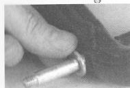 VARO POWXG6400 - Mise en place des jambes et des roues - 3