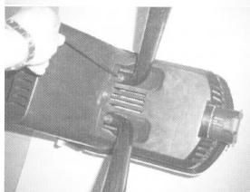 VARO POWXG6400 - Mise en place des jambes dans le broyeur - 2