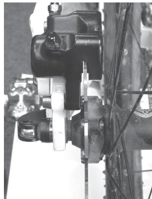 HAYES DISC BRAKES SO1E45-17419A - Montage de l'étrier « norme internationale » sur le cadre ou la fourche - 3