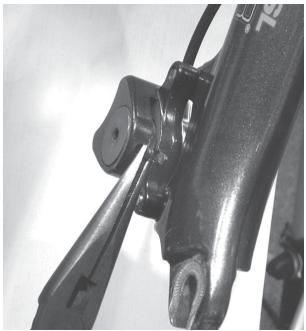 HAYES DISC BRAKES SO1E45-17419A - Retrait et montage du tuyau - 1