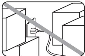 MURATEC MFX-1330 - Laissez de l'espace autour de la prise - 1