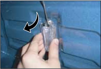 SAMSUNG BQ1VQ6T012 - 3-7 Replacement of the side Halogen Lamp - 1