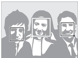 SAMSUNG PL211 - Fonction de reconnaissance intelligente des visages - 1