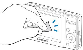 SAMSUNG ST30 - Objectif et ecran de I'appareil photo - 2