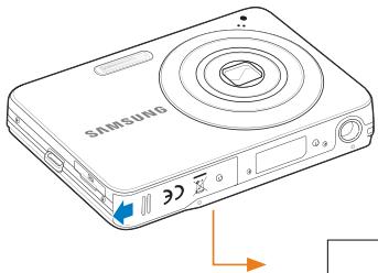 SAMSUNG ST30 - Insertion de la batterie et de la carte mémoire - 1