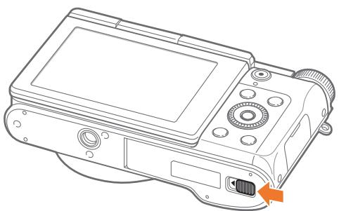 SAMSUNG NX3000 - Insertion de la batterie et de la carte mémoire - 1