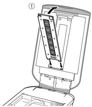 CANON CANOSCAN 4400F - Setzen Sie die Filmleiste in den Vorlagendeckel ein und schreiben Sie den Deckel. - 1