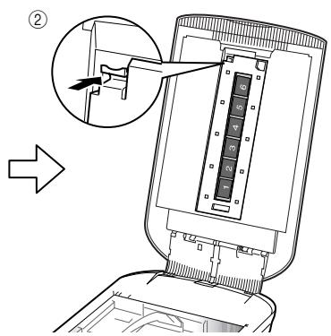 CANON CANOSCAN 4400F - Setzen Sie die Filmleiste in den Vorlagendeckel ein und schreiben Sie den Deckel. - 2