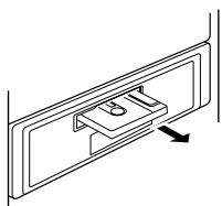 ALPINE CDA-7873R - Insertion/éjection d'une cassette - 2