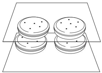 WHIRLPOOL WOD93EC0AS - Rack positions and pan placement for layer cakes in 27" (68.6 cm) Convection and Non-Convection ovens - 1