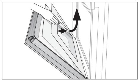 ARTHUR MARTIN AOC45030 - Démontage des vitres de la porte - 5