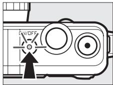 NIKON AW1 - Mettez l'appareil photo sous tension. - 1
