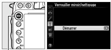NIKON D610 - Sélectionner Verrouiller miroir/nettoyage. - 1