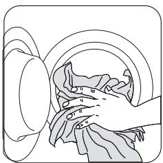 FAURE LINDO 1000 - Chargement du linge - 1