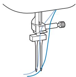 BROTHER F420 - Placez la bobine de fil supérieur pour l'aiguille droite sur le porte-bobine horizontal, puis fixez-la avec le couvercle de bobine. - 2