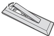 PIONEER X-CM31-J - Einlagen der Batterien in die Fernbedienung - 2