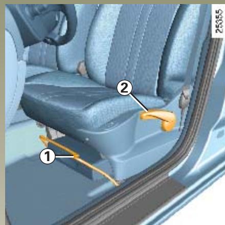 RENAULT CLIO 3 - SIEGES AVANT - 1