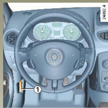 RENAULT CLIO 3 - CAPOT MOTEUR - 1