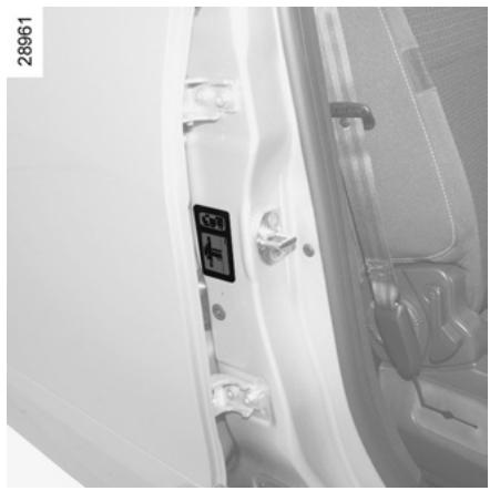 RENAULT SCENIC 3 - PLAQUES D'IDENTIFICATION VEHICULE - 1