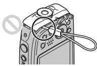 FUJIFILM FINEPIX XP120 - Confirming That the Cover Is Latched - 1