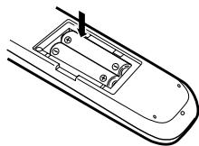 KENWOOD KRF-V4070D - Einlagen der Batterien - 2