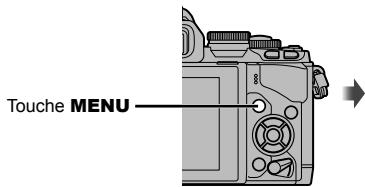 OLYMPUS OM-D E-M10 - Affichez les menus. - 1