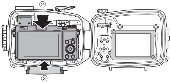 OLYMPUS PT-054 - Insérer l'appareil photo numérique - 1