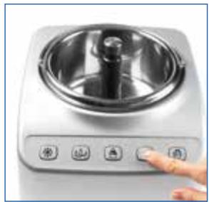 MAGIMIX GELATO EXPERT 11680 - Switching on/off - 1