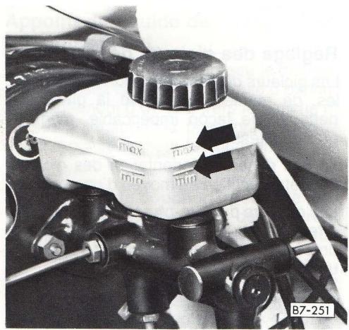 VOLKSWAGEN GOLF 1 PICKUP - Réglage des gicleurs de lave-glace - 1
