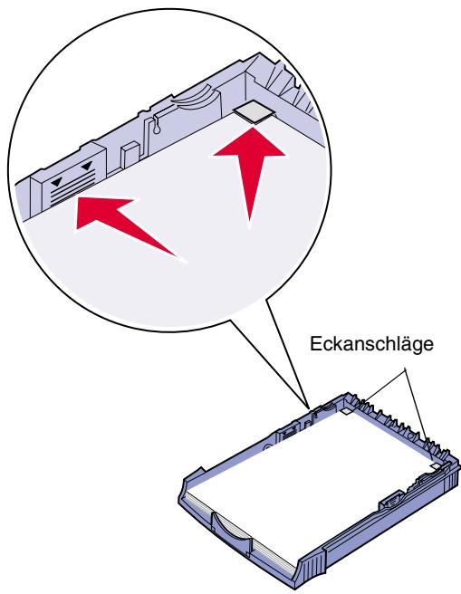 LEXMARK E322 - Einlagen von Papier in das zusätzliche Fach 2 - 5