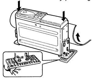GRUNDIG MCD 30 - Procedure for installation on carpet (vertical position) - 2