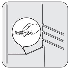 ZANUSSI ZBT3204 - Defrosting of the refrigerator - 1