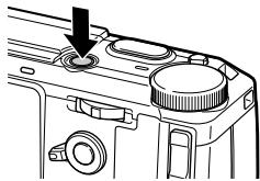 RICOH GR-II - Mise sous tension et hors tension de l'appareil photo - 1