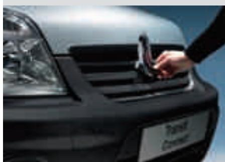 FORD TRANSIT CONNECT 2011 - Capot verrouillable - 1