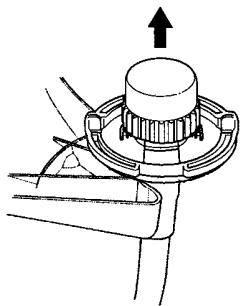 MCCULLOCH MC025 - Reemplacement de la BOUGIE - 5
