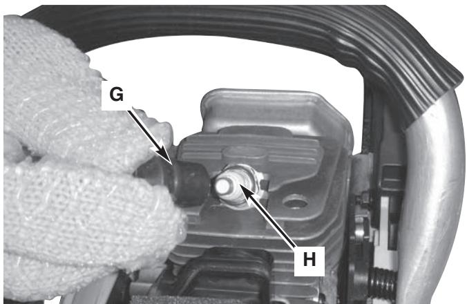 MCCULLOCH MCC1840BK-CA - 7-5. SPARK PLUG - 1