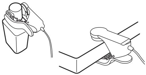 KORG WAVEDRUM MINI - Attaching the included clip to an object, or detaching it - 3