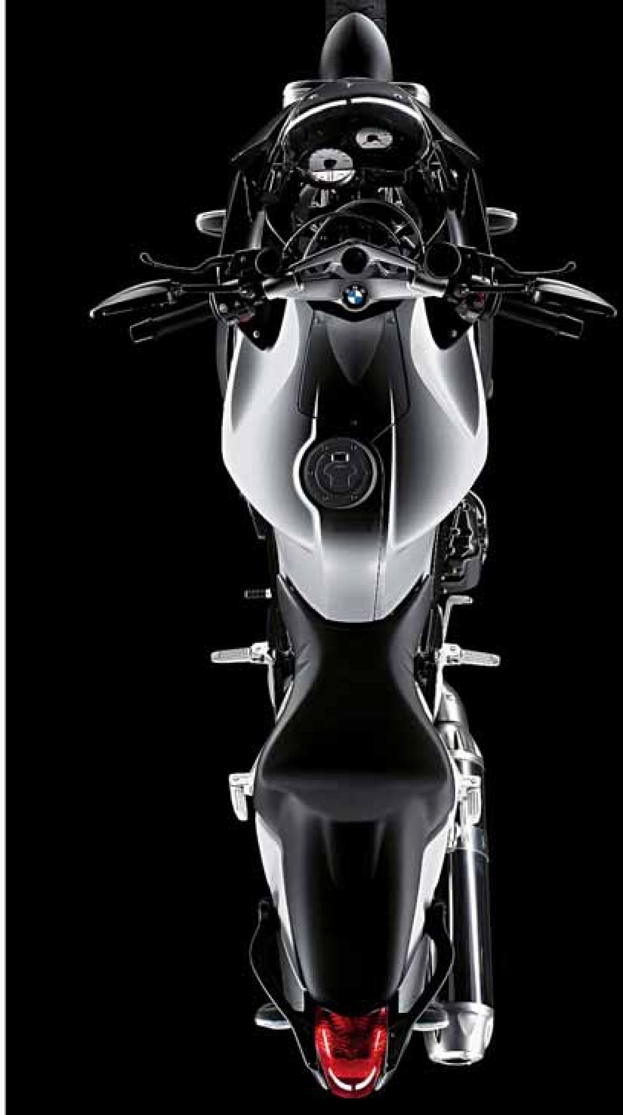 BMW K 1200 R - Puisant contre-mouvement. - 1