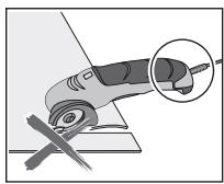 BOSCH XEOA - Der Akku wird teilgeladen ausgeliefert. - 1