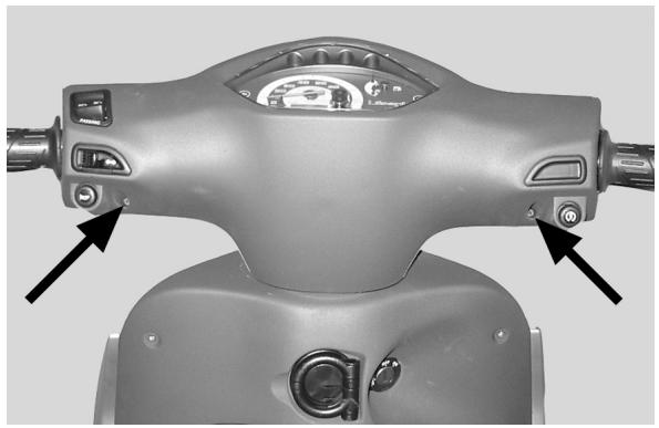 PIAGGIO LIBERTY - Front handlebar cover - 1