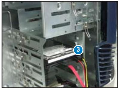 ASUS VENTO 7700 - Installer un disque dur SATA - 3