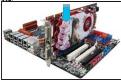 ASUS MAXIMUS IV GENE-Z GEN3 - Installer deux cartes graphiques CrossFireX™ - 2