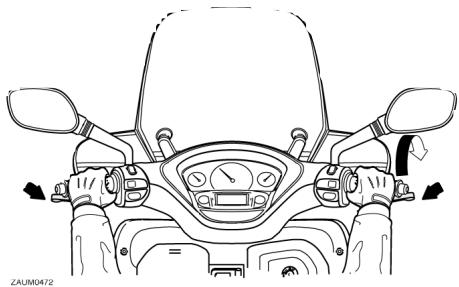 YAMAHA X-MAX 125 - Freinage - 1
