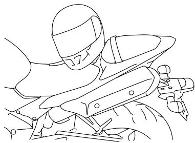 YAMAHA YZF-R1 - Fixation d'un casque à l'accroche-casque - 1