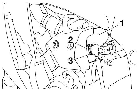 YAMAHA YZF-R1 - Contrôle du niveau - 1
